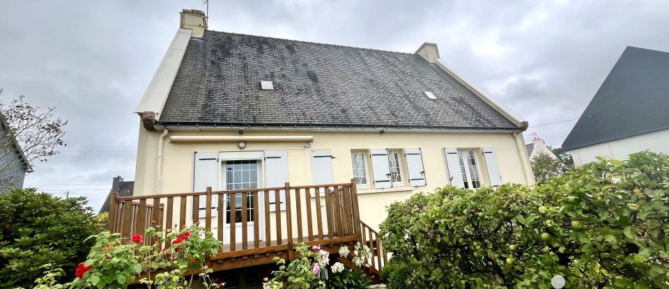 Traditional house 6 rooms of 109 m² in Guingamp (22200)