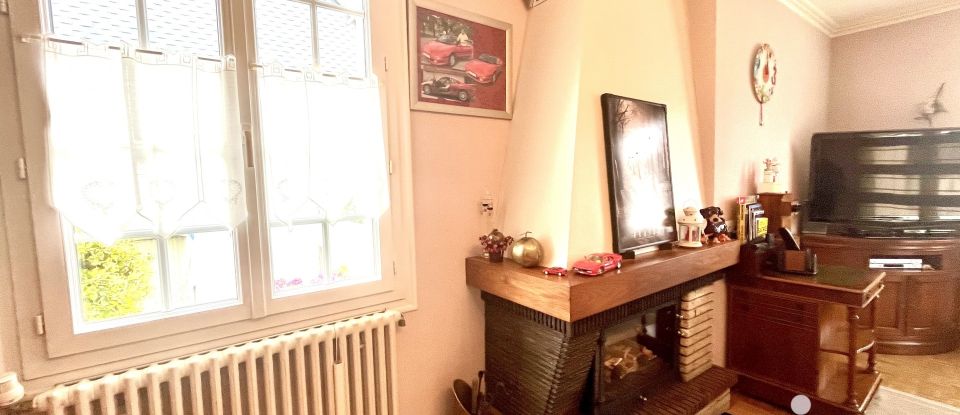 Traditional house 6 rooms of 109 m² in Guingamp (22200)