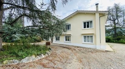 Farm 4 rooms of 250 m² in Bruch (47130)