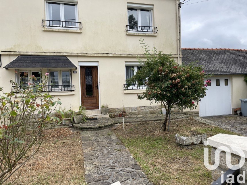 House 6 rooms of 112 m² in Quimper (29000)