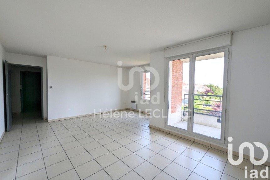 Apartment 3 rooms of 65 m² in Lens (62300)