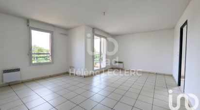 Apartment 3 rooms of 65 m² in Lens (62300)