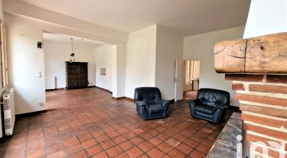 Town house 5 rooms of 198 m² in Castelsarrasin (82100)