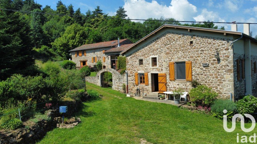 Traditional house 11 rooms of 380 m² in Préaux (07290)