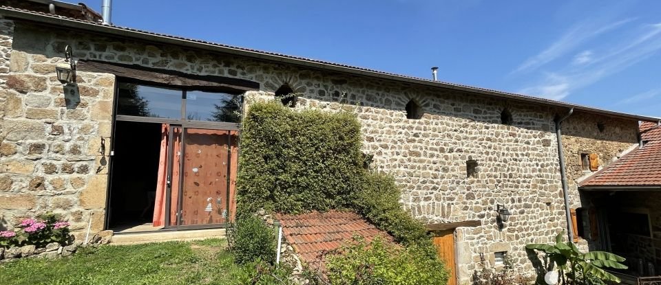 Traditional house 11 rooms of 380 m² in Préaux (07290)