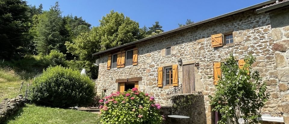 Traditional house 11 rooms of 380 m² in Préaux (07290)