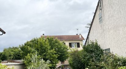 Maison traditionnelle 5 pièces de 104 m² à Villeneuve-le-Roi (94290)