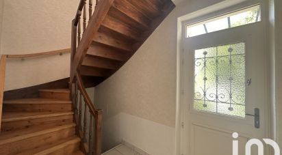 House 6 rooms of 153 m² in Saint-Héand (42570)