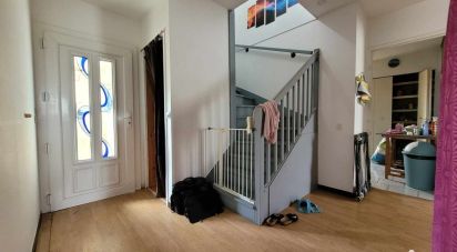 Maison 6 pièces de 130 m² à Braud-et-Saint-Louis (33820)