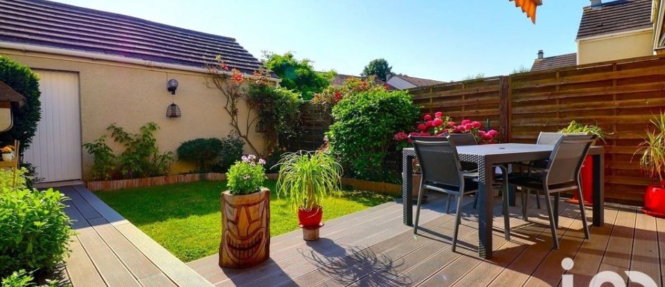 House 4 rooms of 79 m² in Combs-la-Ville (77380)