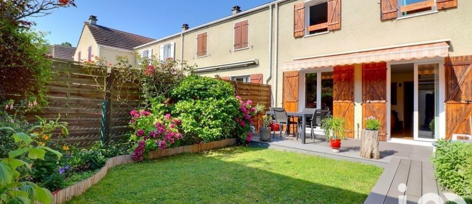 House 4 rooms of 79 m² in Combs-la-Ville (77380)