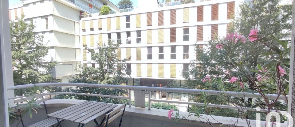 Apartment 3 rooms of 68 m² in Grenoble (38000)