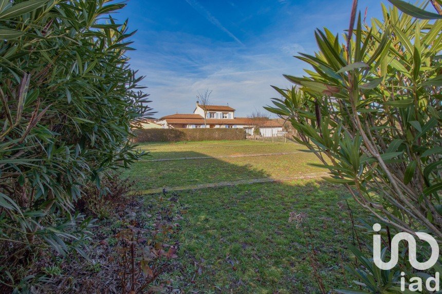 Land of 729 m² in Rabastens (81800)