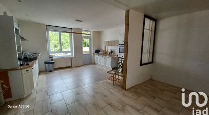 Town house 6 rooms of 181 m² in Saint-Étienne-au-Mont (62360)