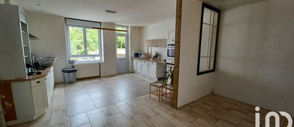 Town house 6 rooms of 181 m² in Saint-Étienne-au-Mont (62360)