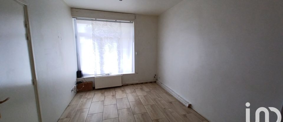 Town house 6 rooms of 181 m² in Saint-Étienne-au-Mont (62360)