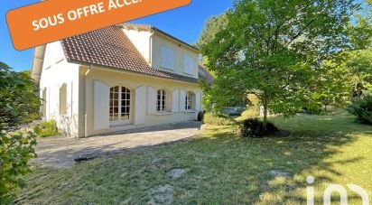 Traditional house 8 rooms of 190 m² in Gif-sur-Yvette (91190)