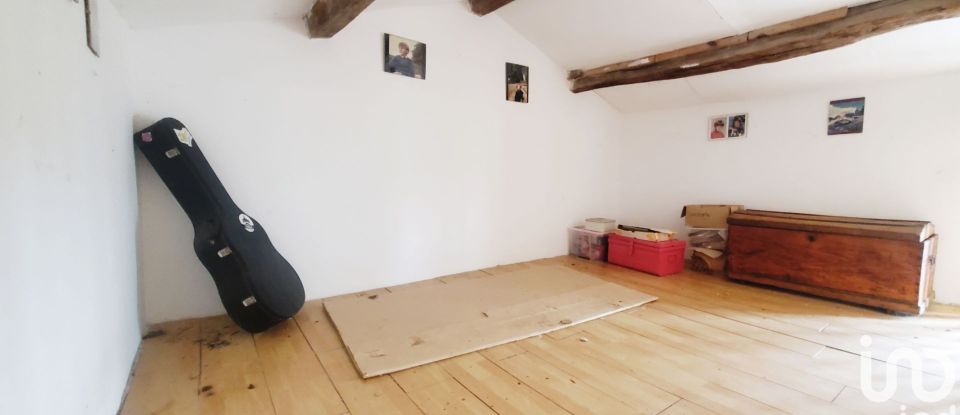 Maison 11 pièces de 123 m² à Pers (79190)