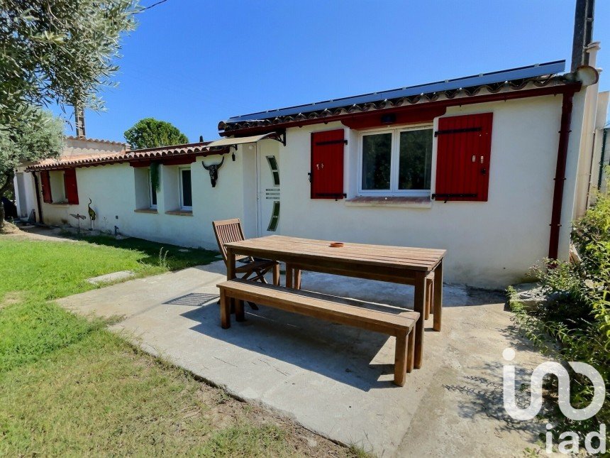 Gîte 4 pièces de 50 m² à Arles (13200)