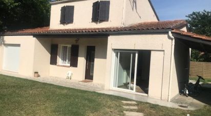 Maison 6 pièces de 138 m² à Libourne (33500)