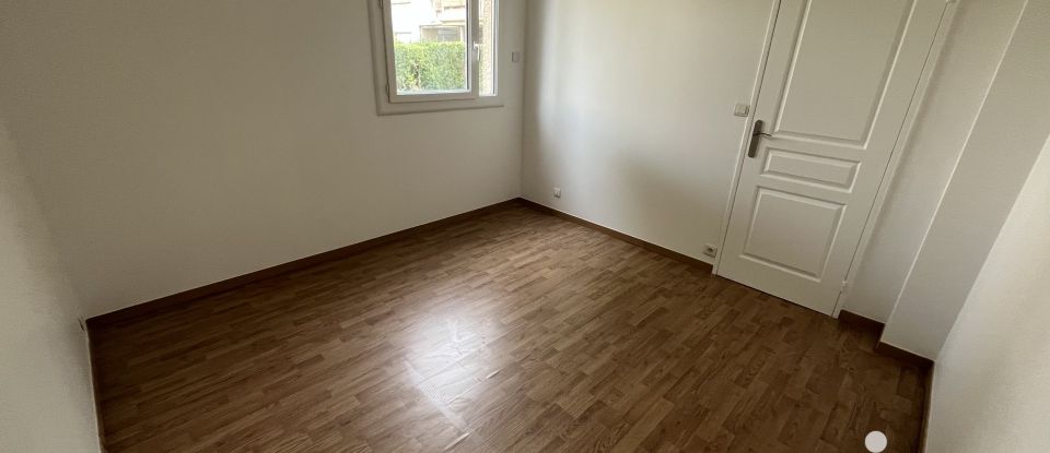 Appartement 4 pièces de 92 m² à Savigny-le-Temple (77176)