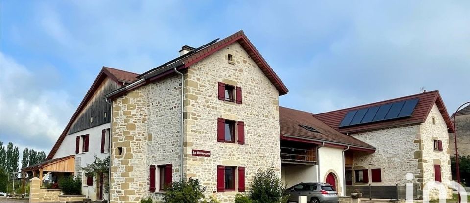 Mansion 12 rooms of 457 m² in Cubry-lès-Faverney (70160)