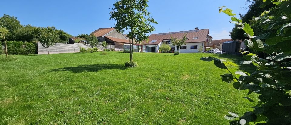 Mansion 12 rooms of 457 m² in Cubry-lès-Faverney (70160)