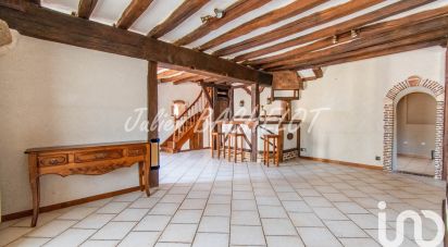 Village house 5 rooms of 144 m² in Herbault (41190)