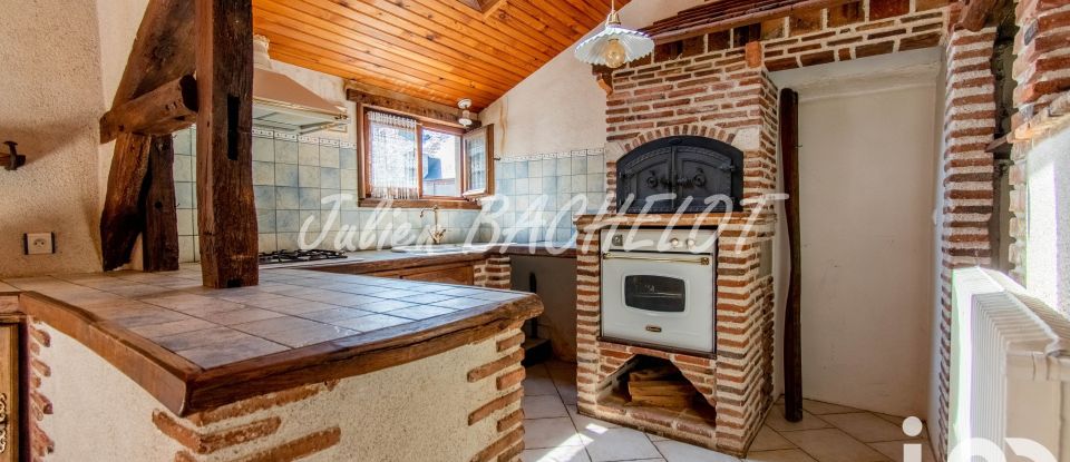 Village house 5 rooms of 144 m² in Herbault (41190)