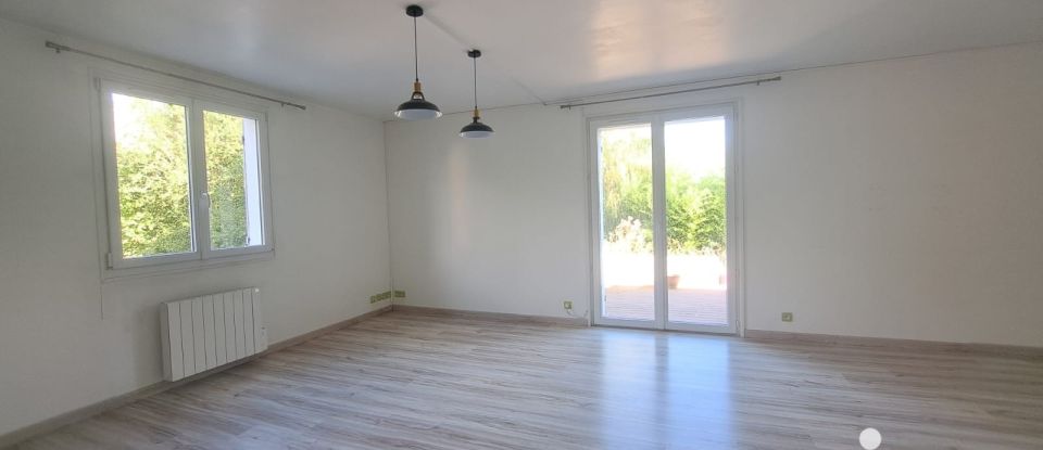 Apartment 3 rooms of 80 m² in Tacoignières (78910)