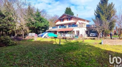 House 12 rooms of 288 m² in Viry (74580)