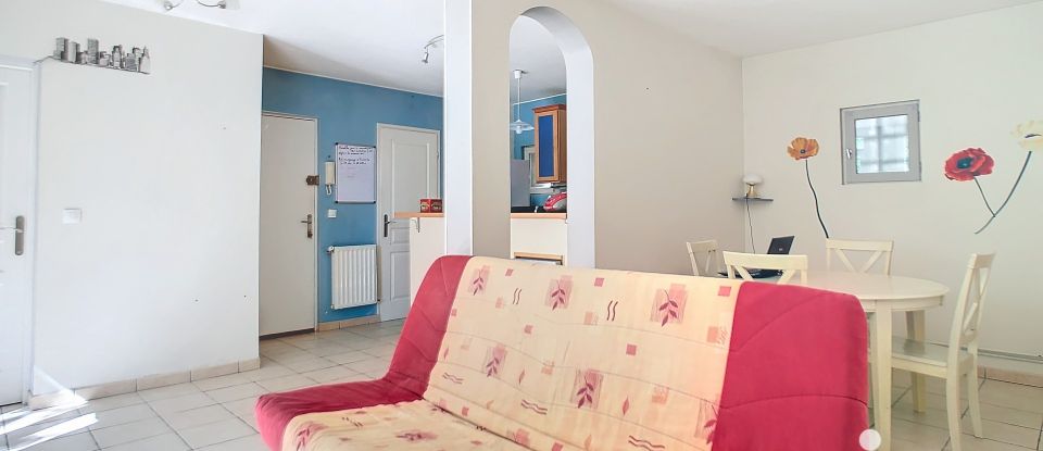 Apartment 3 rooms of 54 m² in Saint-Cyr-l'École (78210)