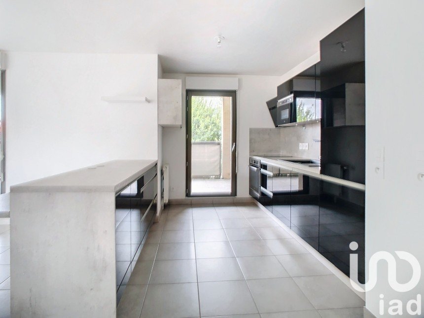 Appartement 4 pièces de 79 m² à Saint-Cyr-l'École (78210)