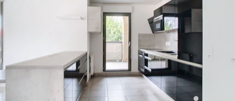 Apartment 4 rooms of 79 m² in Saint-Cyr-l'École (78210)