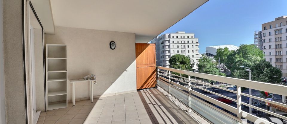 Apartment 4 rooms of 86 m² in Marseille (13008)