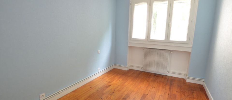 Appartement 4 pièces de 88 m² à Unieux (42240)