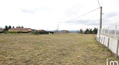 Land of 4,740 m² in Saint-Pal-de-Chalencon (43500)