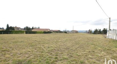 Land of 4,740 m² in Saint-Pal-de-Chalencon (43500)