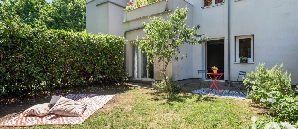 Apartment 4 rooms of 88 m² in Voiron (38500)