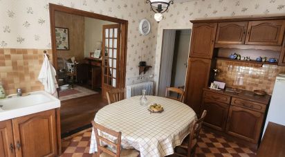 House 4 rooms of 74 m² in Saint-Civran (36170)