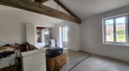 Maison de campagne 3 pièces de 118 m² à Bouillé-Saint-Paul (79290)