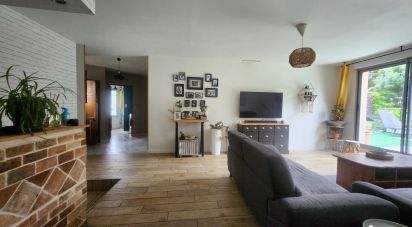 House 6 rooms of 137 m² in Glénay (79330)