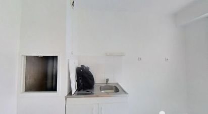 Appartement 1 pièce de 28 m² à Paris (75020)