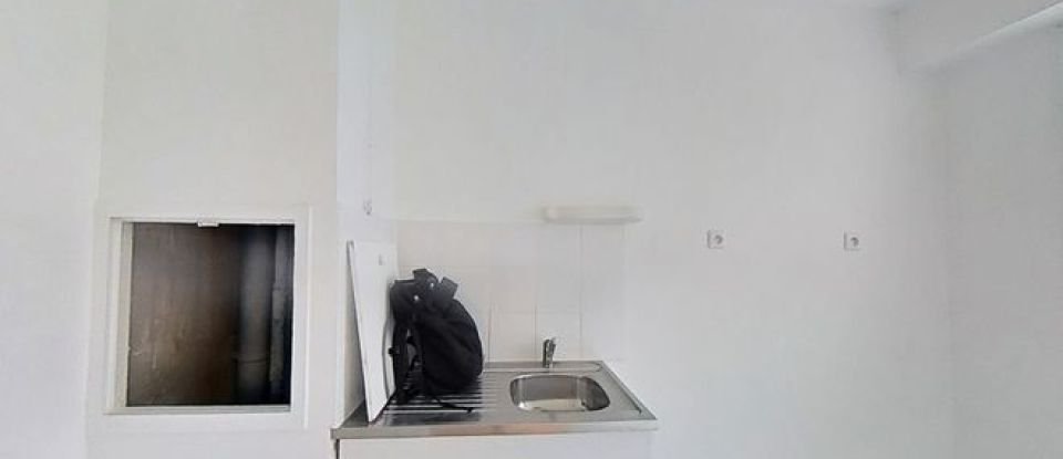 Appartement 1 pièce de 28 m² à Paris (75020)