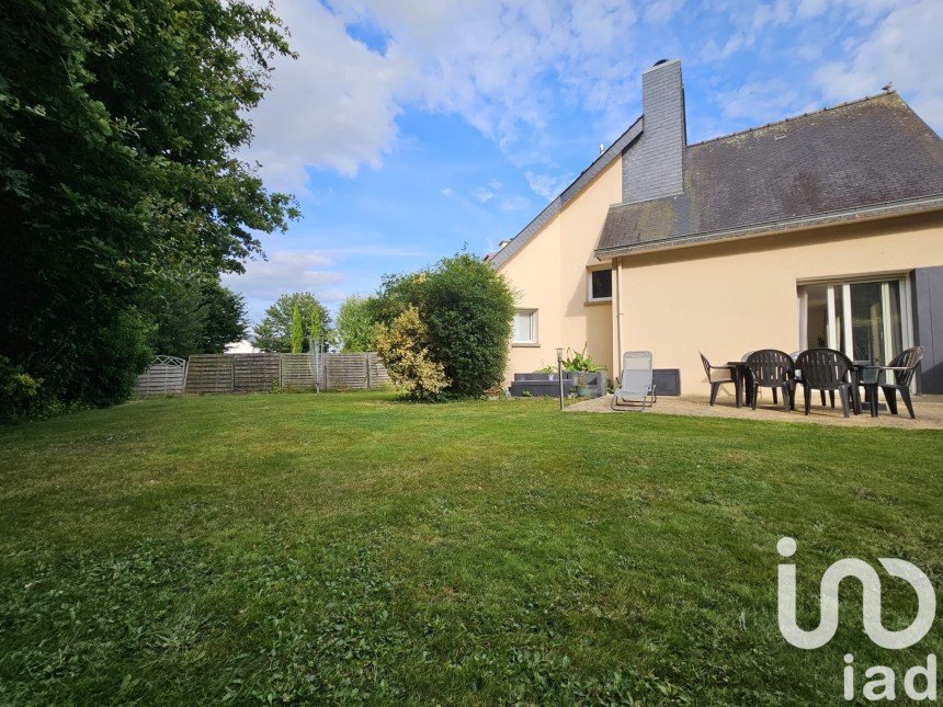 House 5 rooms of 153 m² in Cintré (35310)