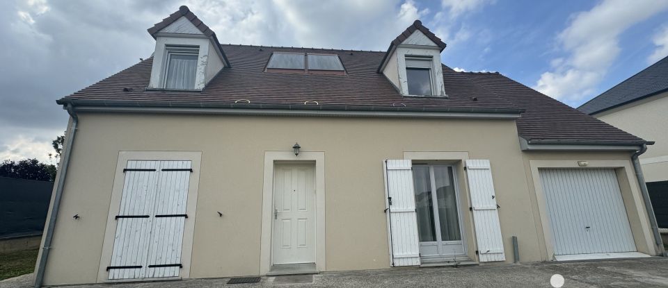 Maison traditionnelle 5 pièces de 110 m² à Dammartin-en-Goële (77230)