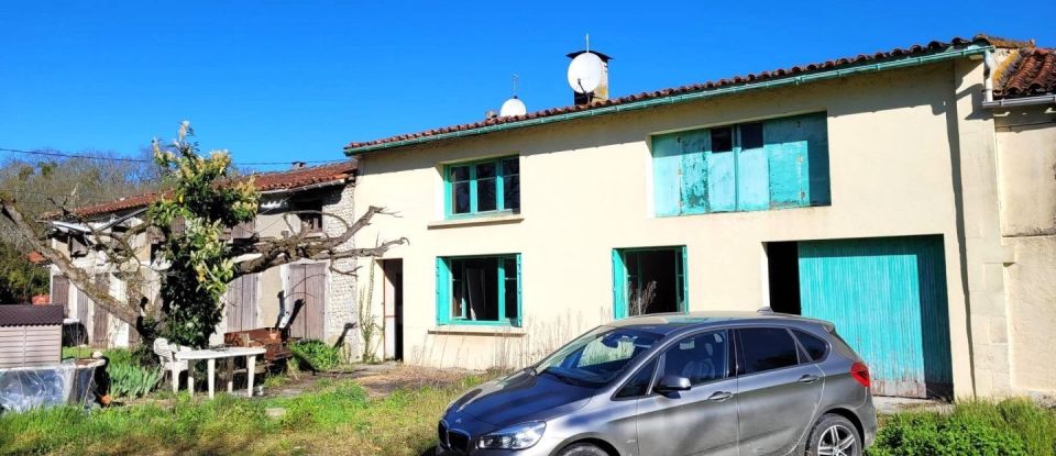 House 8 rooms of 330 m² in Léoville (17500)