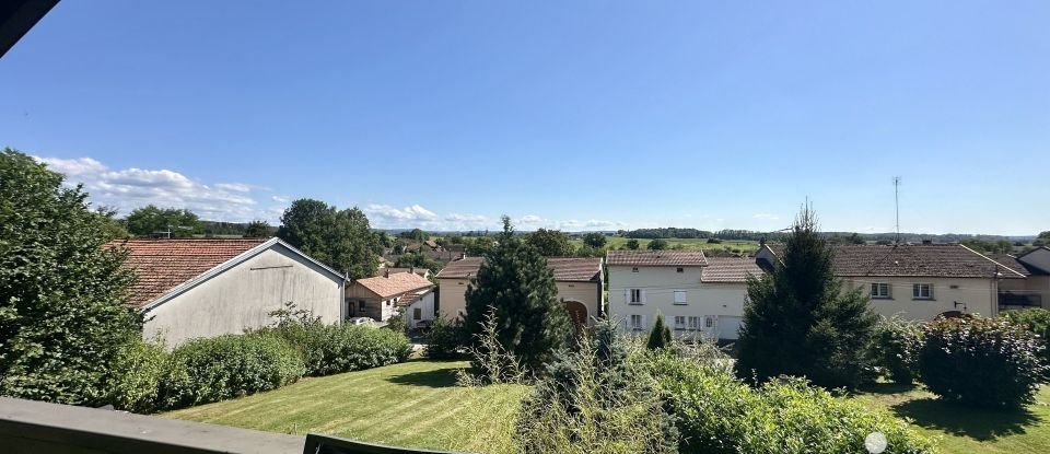 Châlet 4 pièces de 95 m² à Brû (88700)