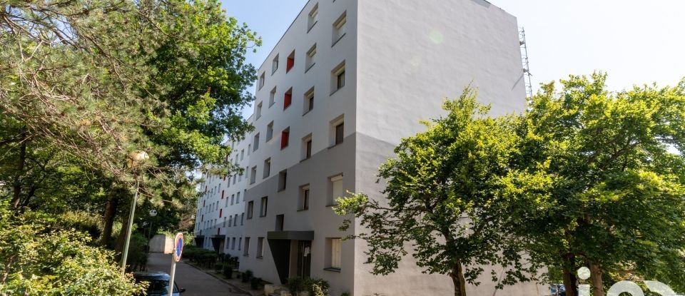 Appartement 3 pièces de 63 m² à Saint-Étienne (42100)