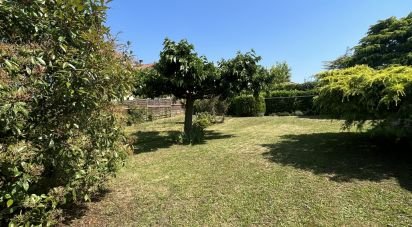 Land of 607 m² in Mornant (69440)